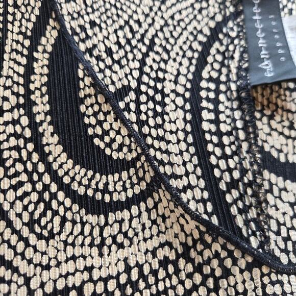 Connected Apparel Women's Long-Sleeve Tunic Top Swirl Print 12 Black & Beige - Picture 7 of 11